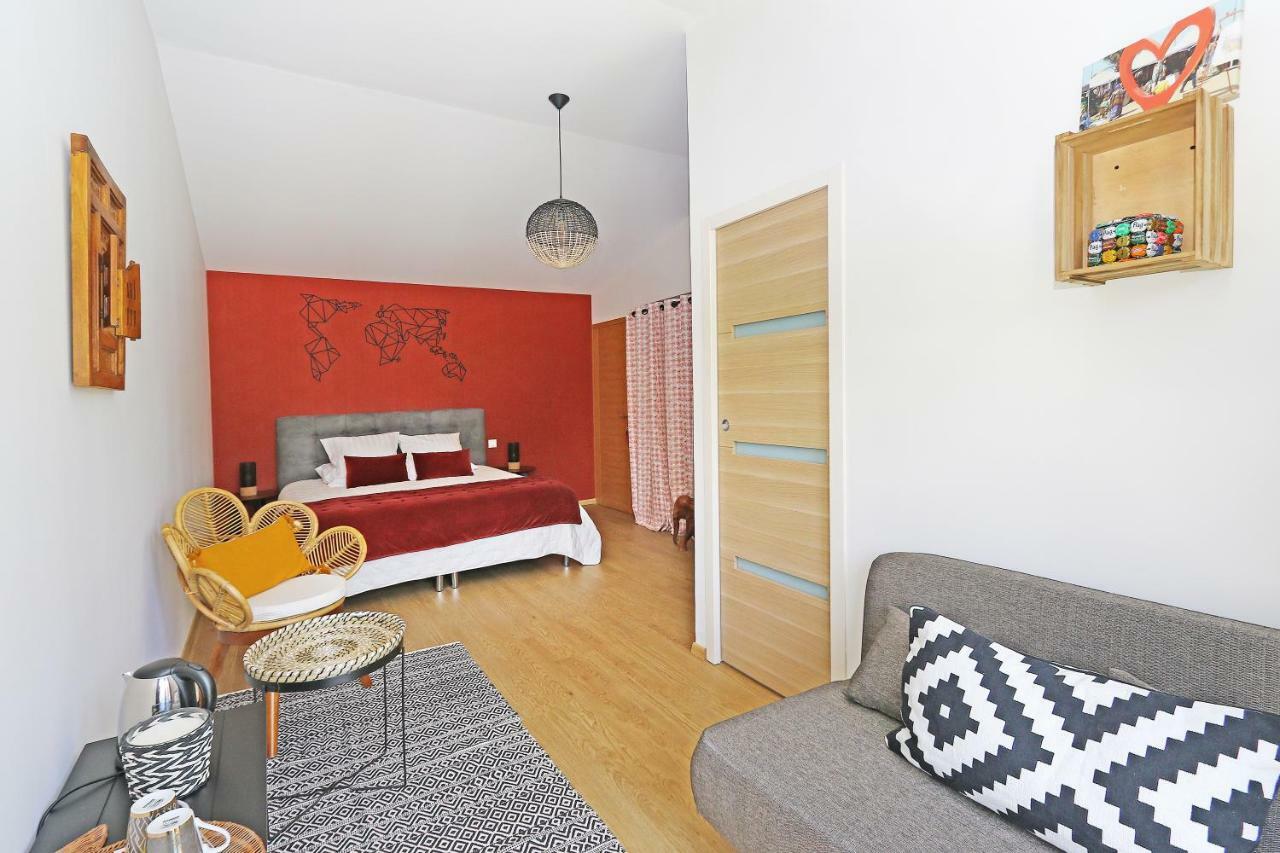 L Esprit Du Clain Chambres D Hotes Bandb De Standing Proches Du Futuroscope Golf Et Lac De St Cyr Naintre Exterior photo